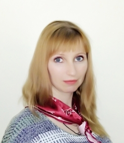 Анна Троколь